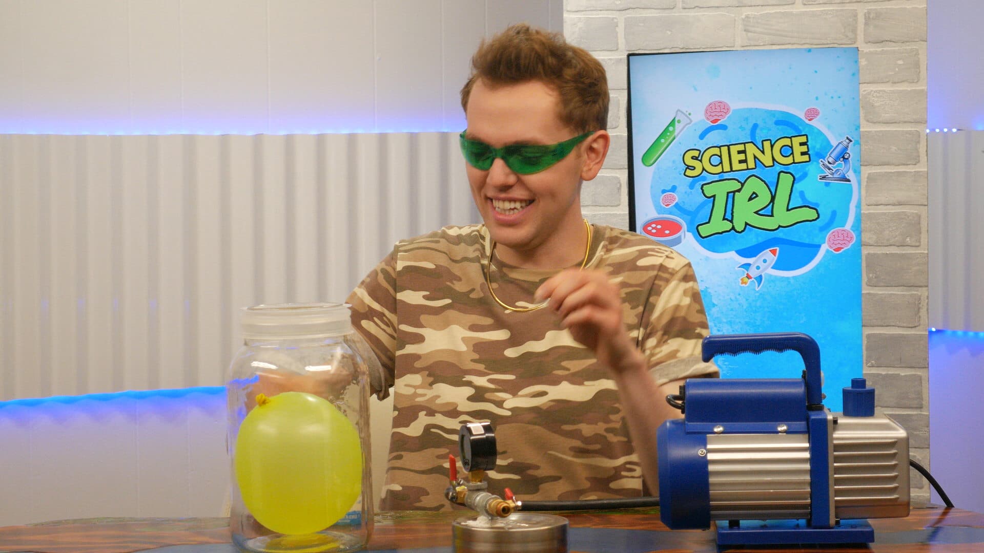 tim-doing-science-pic-2